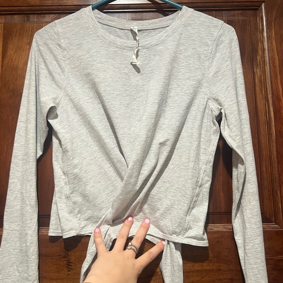 Lululemon Top - Picture 2 of 3